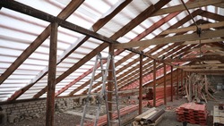 Благодаря региональной программе капремонта в Минводах восстановили крышу дома