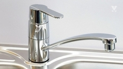 Жители посёлков Бородыновка и Ленинский временно остались без воды 13 ноября