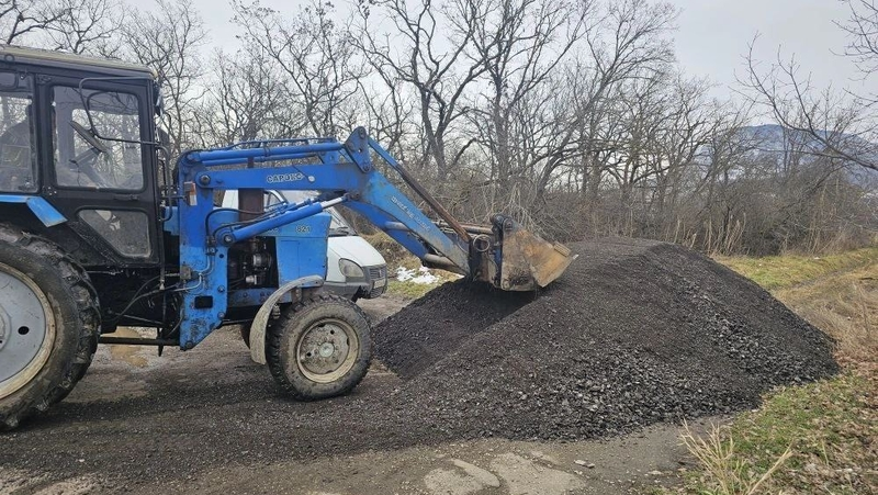 Дороги к кладбищам в Минеральных Водах приводят в порядок перед Пасхой 