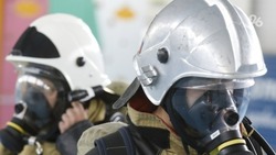 Пожар на хуторе Перевальном чуть не уничтожил сельхозтехнику