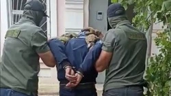Ставропольца задержали за подготовку поджога военкомата и здания администрации в Минводах