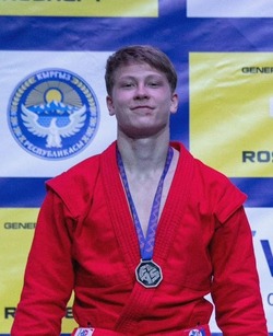 Травма не помешала самбисту из Минвод стать чемпионом Европы