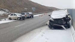Пять автомобилей столкнулись на трассе Минеральные Воды — Кисловодск