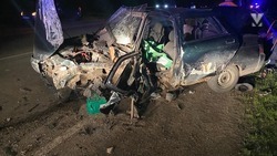 Водитель получил тяжёлые травмы и перелом таза в аварии в Минераловодском округе 