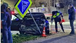 Пять человек пострадали после столкновения двух машин на перекрёстке в Минводах