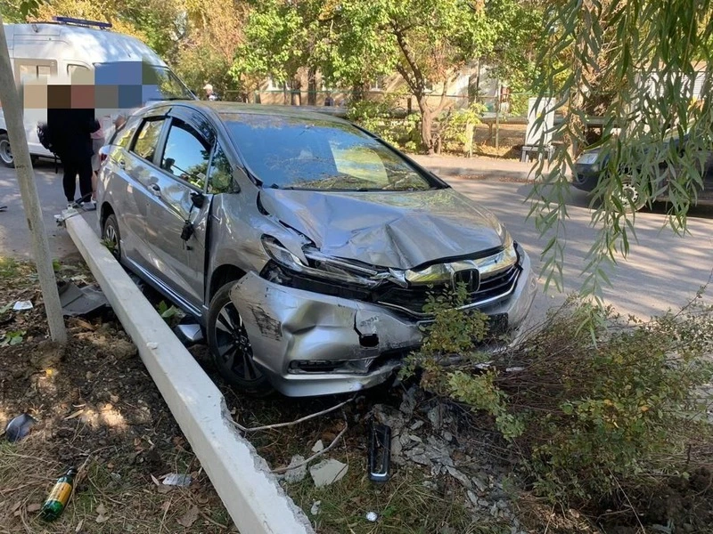 В Минеральных Водах школьниц сбили на тротуаре