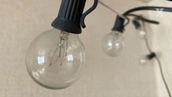 Жители трёх улиц посёлка Ленинского остались без света 14 апреля