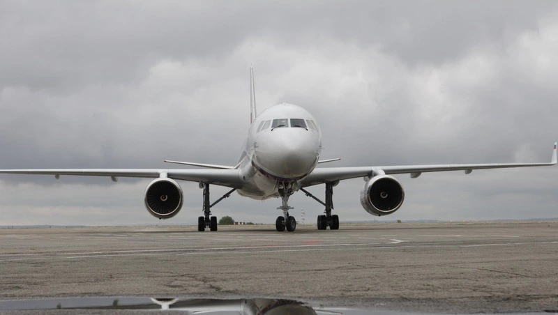 Летевший из Минвод Superjet не запрашивал аварийную посадку в Красноярске