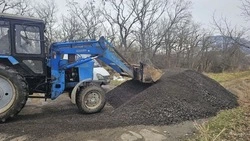 Дороги к кладбищам в Минеральных Водах приводят в порядок перед Пасхой 