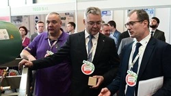 Губернатор Владимиров: главная задача - не позволить западным санкциям повлиять на нашу продовольственную безопасность