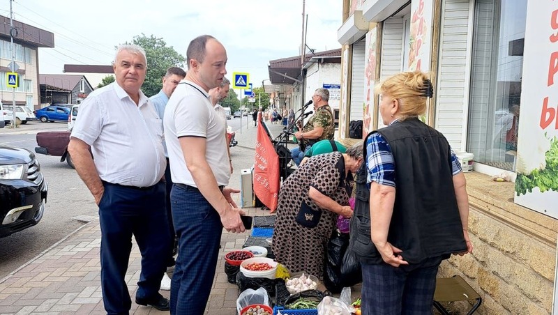 Рейды по борьбе со стихийной торговлей провели в Минводах