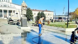 Привокзальную площадь помыли в Минеральных Водах