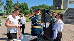 Участников торжественного Марша Победы наградили в Минводах