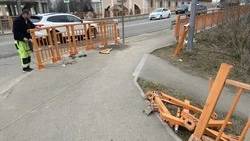 Повреждённое ограждение заменили после ДТП в Минводах