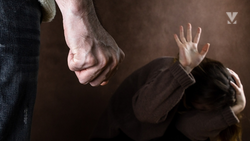 Избивший за замечание соседку-пенсионерку минераловодчанин попал под следствие