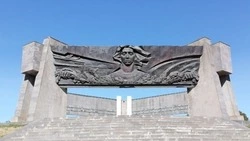 Косметический ремонт мемориала «Огонь Вечной Славы» проводят в Минводах