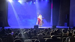 Больше тысячи юных минераловодцев стали зрителями новогоднего представления