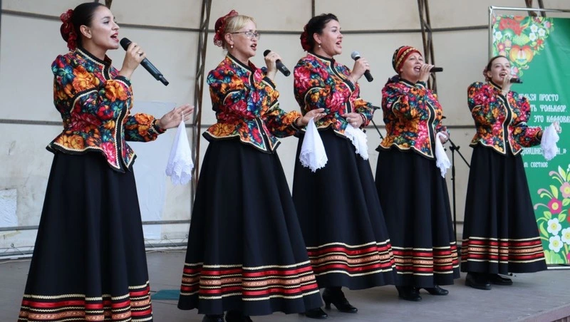 Единый день фольклора отметили в Минводах