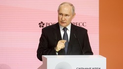 Владимир Путин призвал поддержать молодые российские бренды