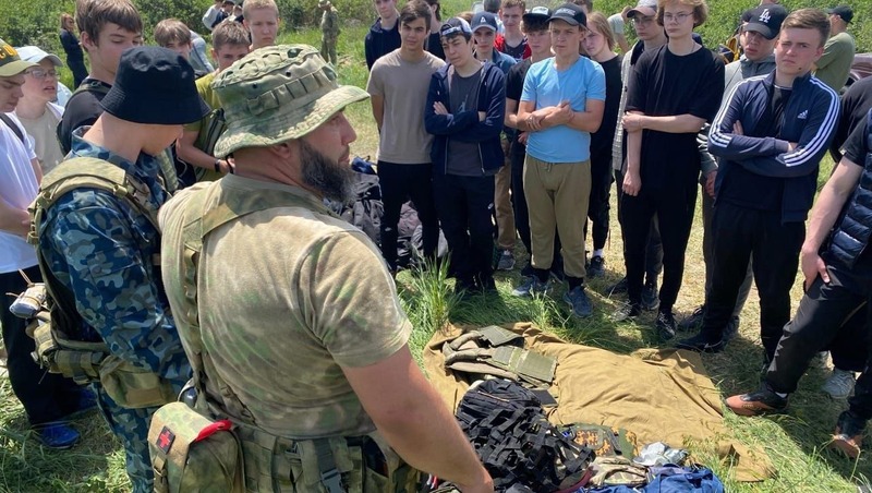 Более 400 десятиклассников региона проходят военную подготовку в Минводах